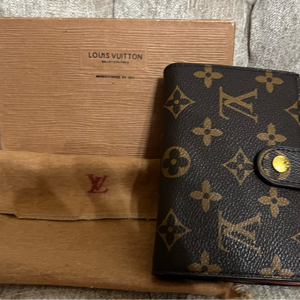 Louis Vuitton Monogram Wallet